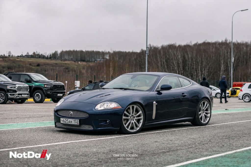 1) Jaguar XKR — Иванов Александр